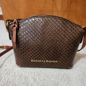 Dooney & Bourke Crossbody/Shoulder  bag